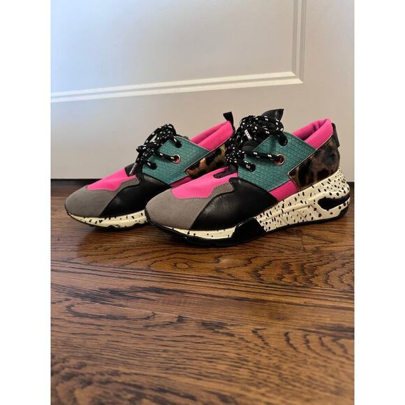 STEVE MADDEN Women's Cliff Trainers Sneakers Dot Wedges Neon Pink Multi Size 8.5 - Picture 1 of 7